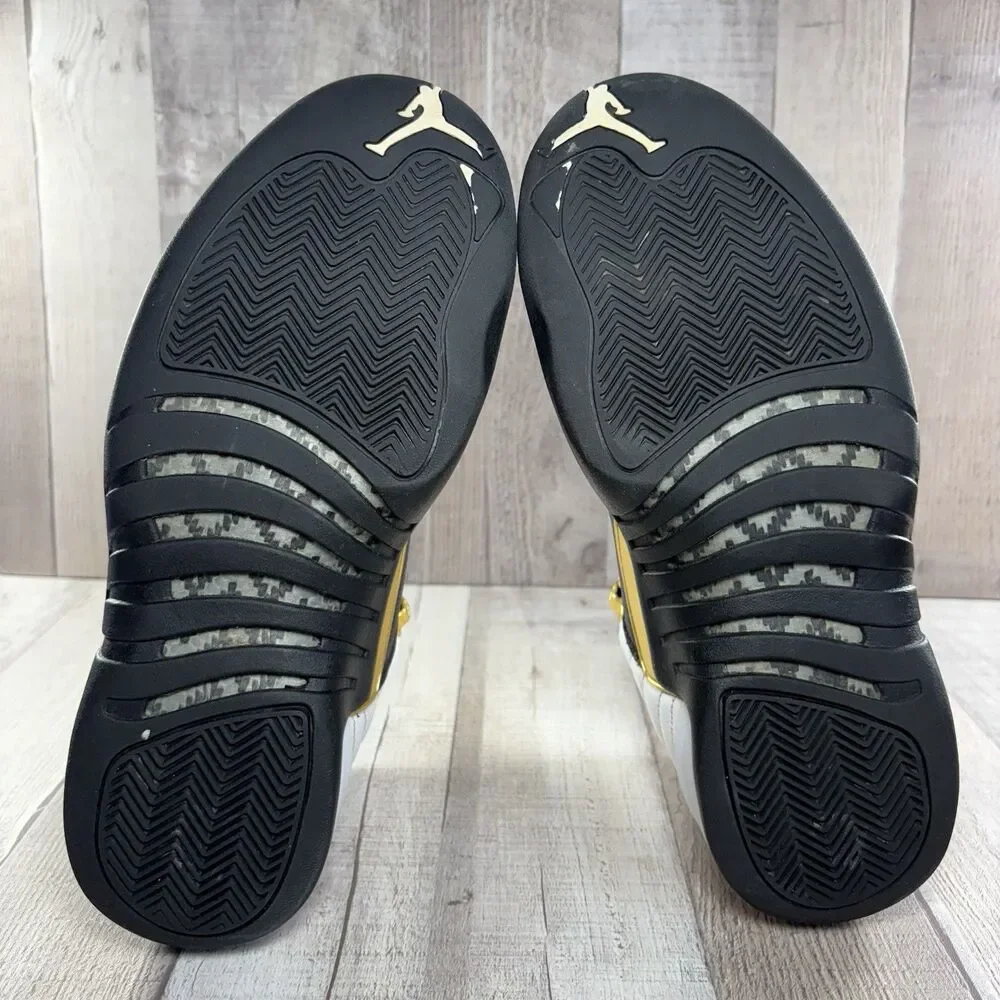 Air Jordan 12 Retro Royalty Taxi Men's Size 9.5 Sneakers Basketball White Black
